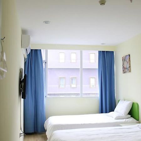 Hi Inn Taian Taishan 泰安市 部屋 写真