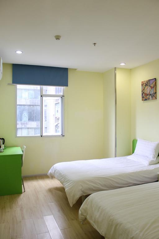 Hi Inn Taian Taishan 泰安市 部屋 写真